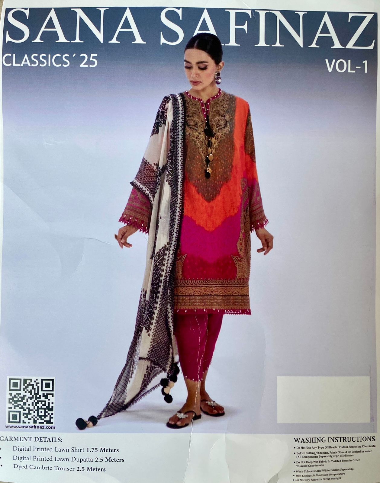 3 Piece Sana Safinaz Lawn Suit - Printed (Unstiched)