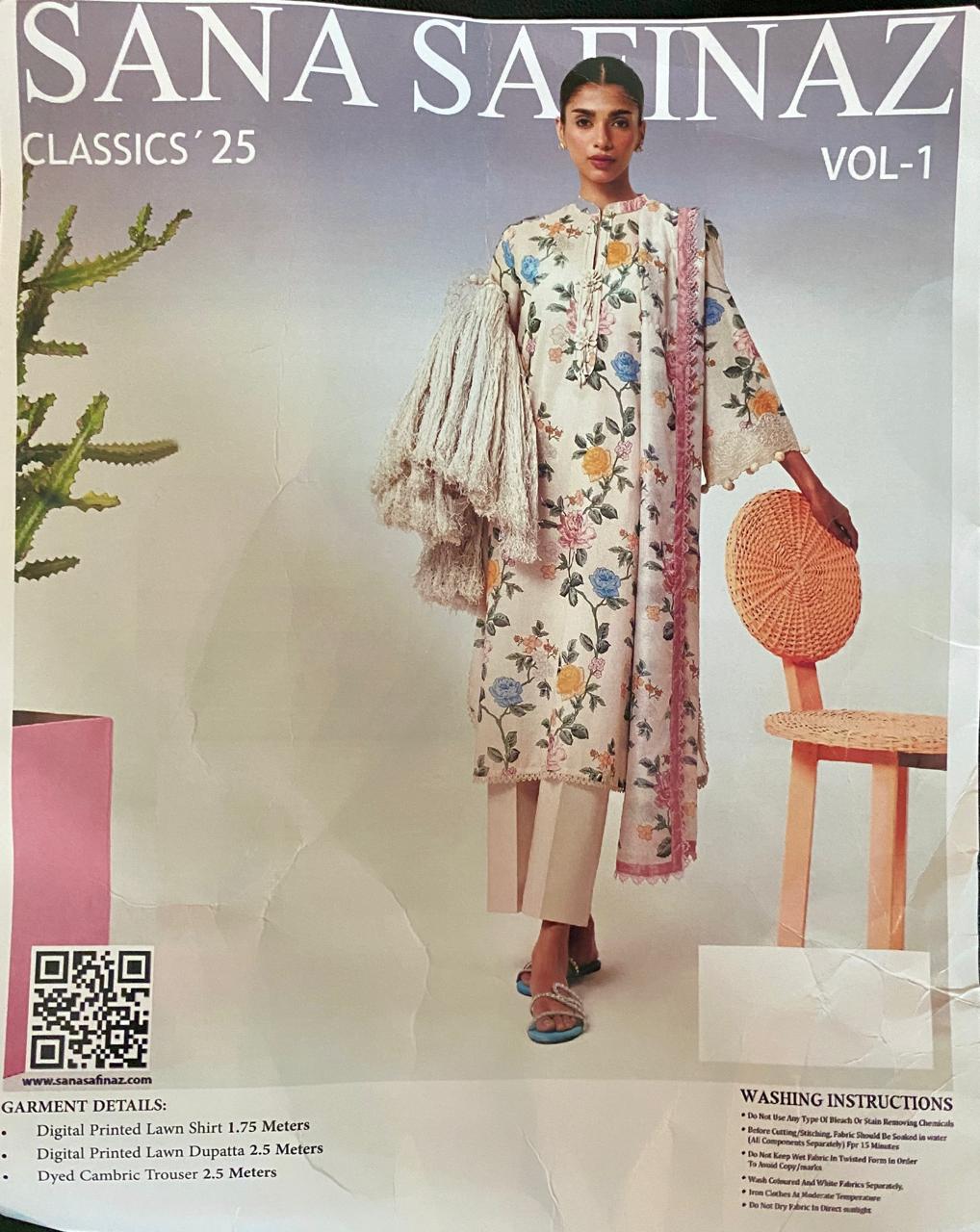 3 Piece Sana Safinaz Lawn Suit - Printed (Unstiched)