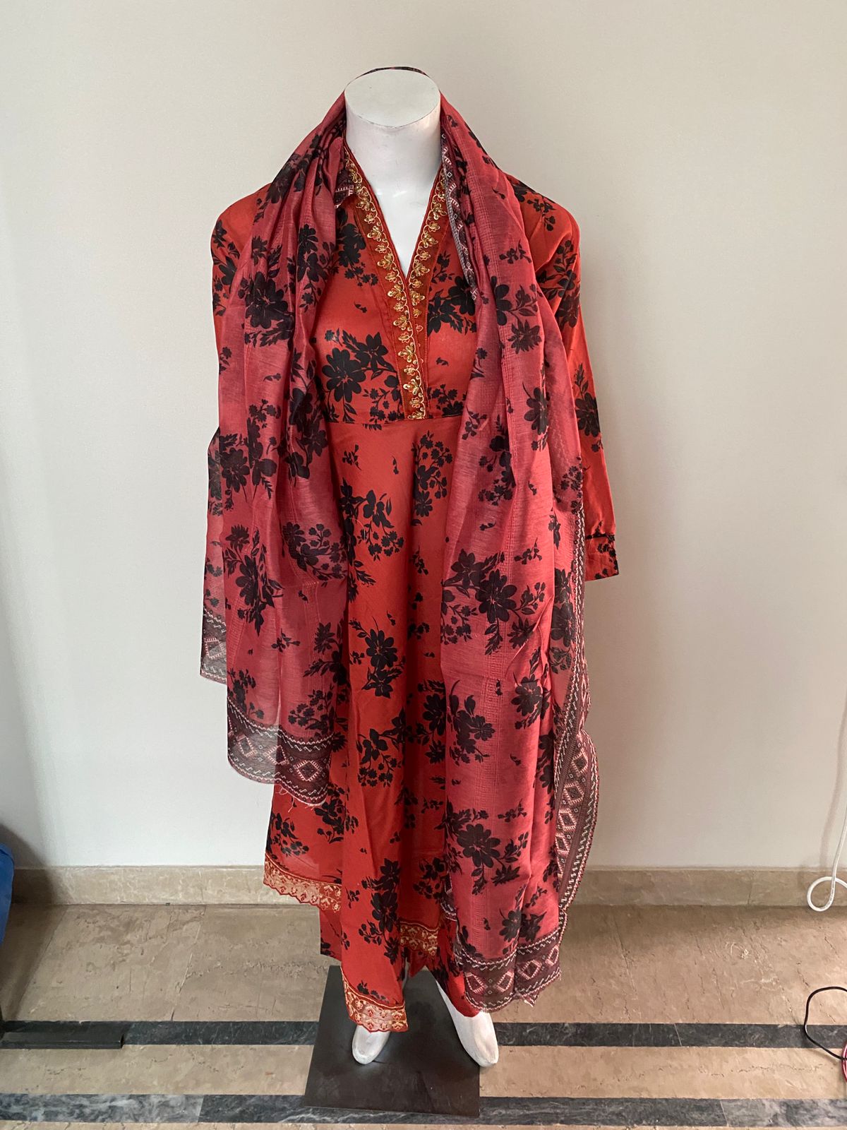 3 Piece Cotton Lawn Suit - Printed (Pret)