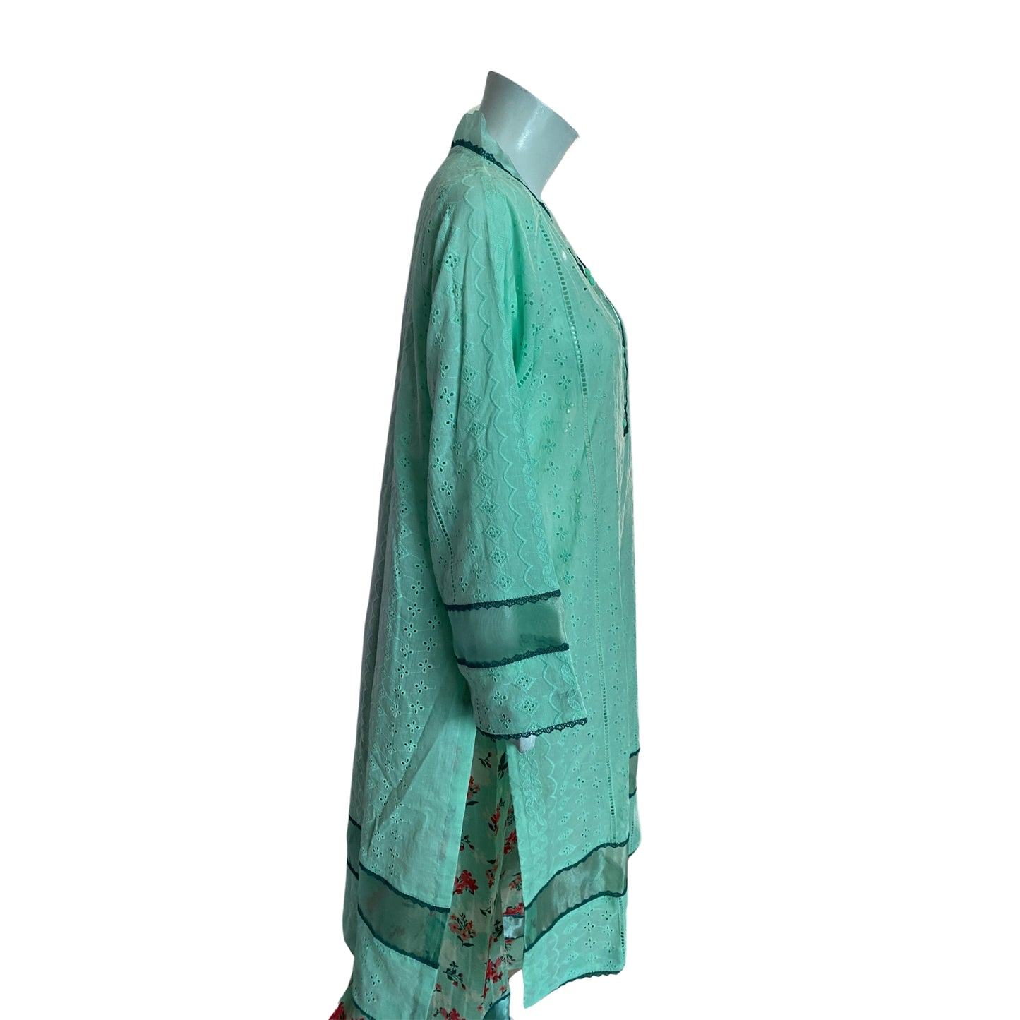 2 Piece Premium Chikankari Cotton Lawn Suit - Embroidered (Pret)