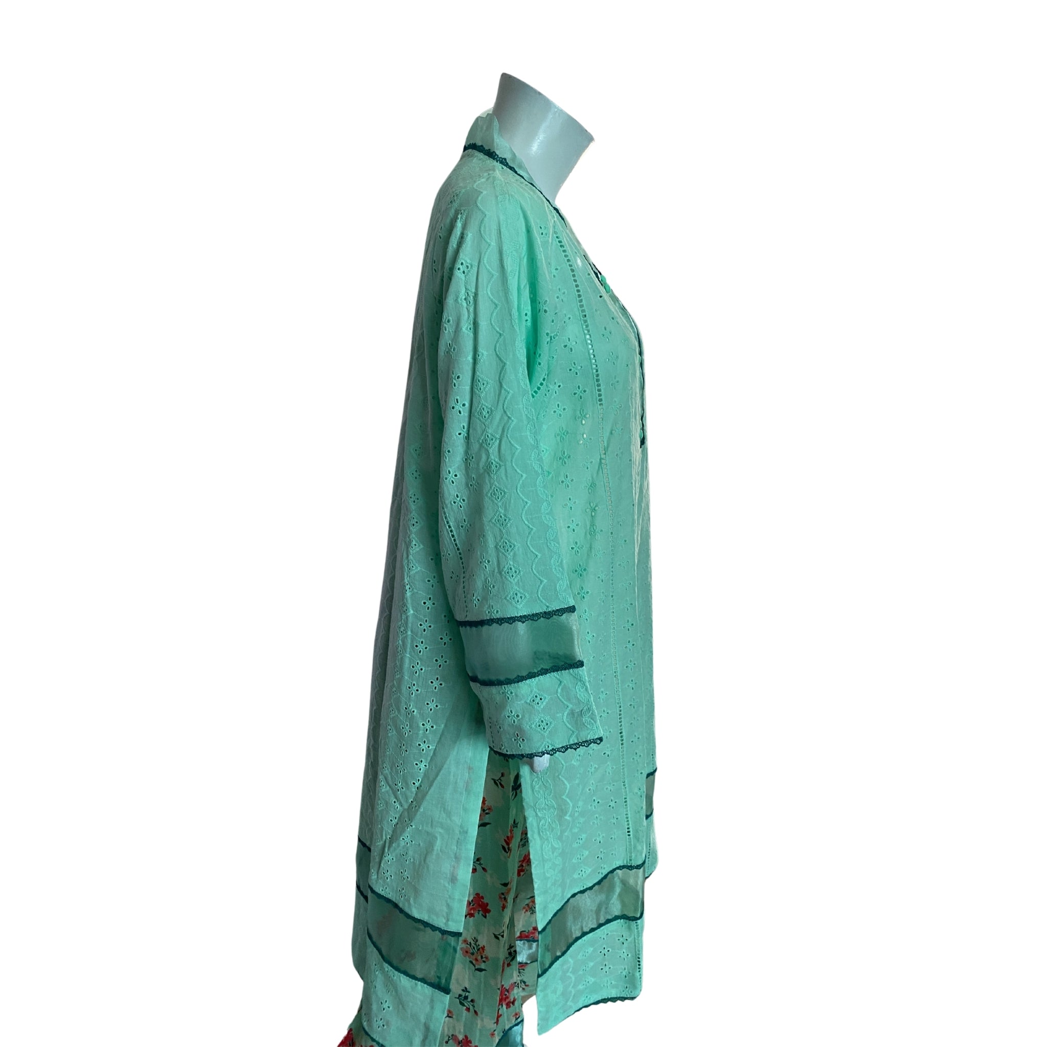 2 Piece Premium Chikankari Cotton Lawn Suit - Embroidered (Pret)
