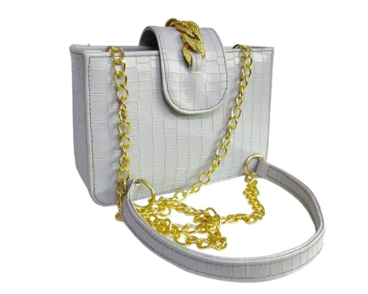 2024 New Fashion Female Shoulder Bag Rhombus Embroidred solid.