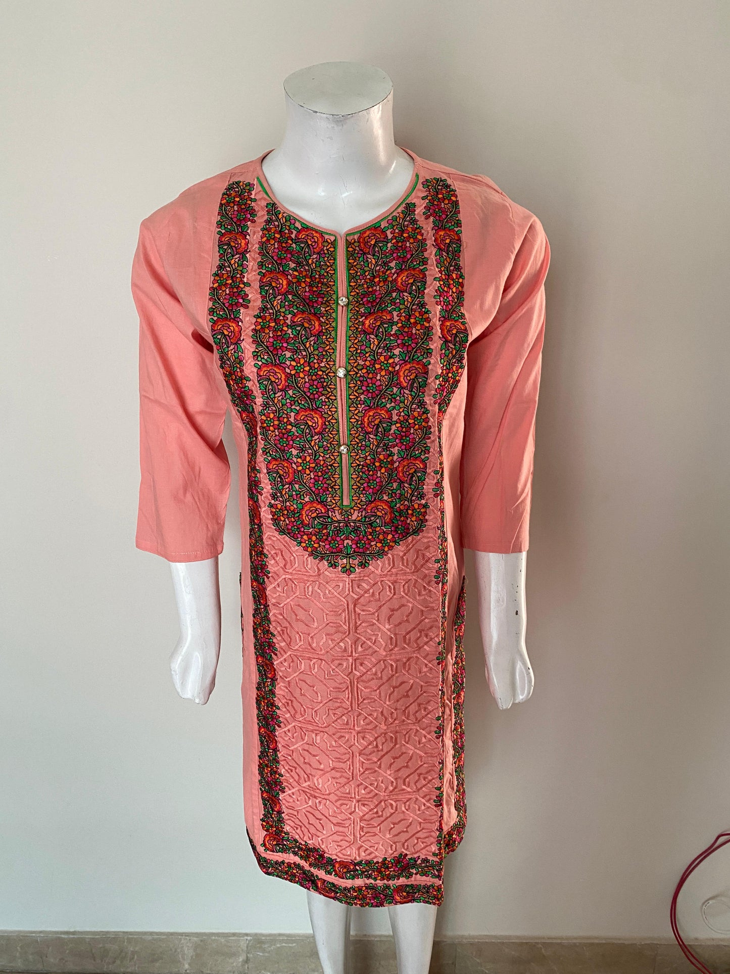 1 Piece Cotton Lawn Shirt- Embroidered (Pret)