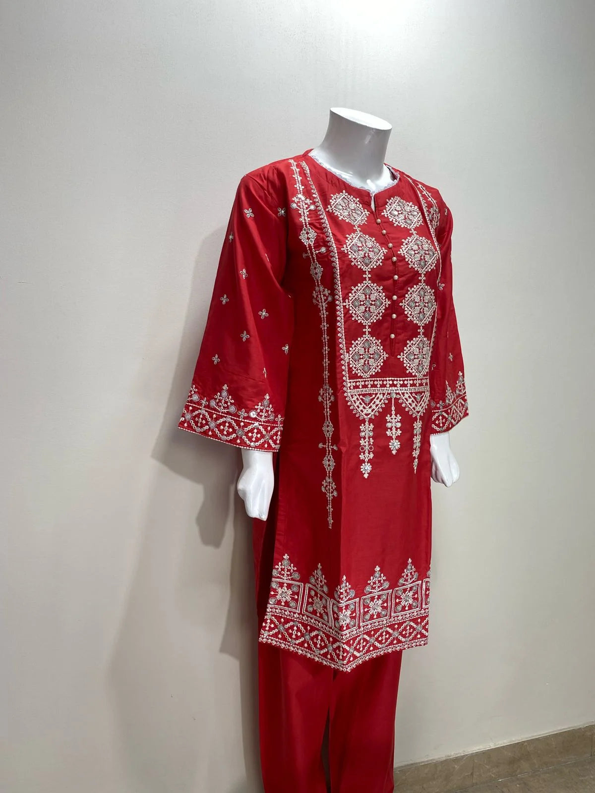 Lawn New Summer Arrival Lawn stitched Embroidery 2 Piece Suit